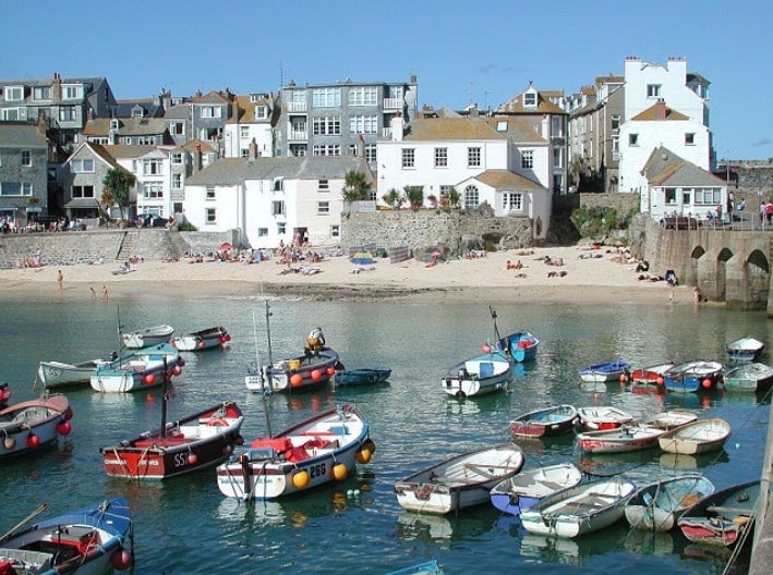 The beach and harbour as mentioned in Christine & Alexandra